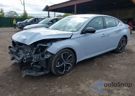 2023 Nissan Altima Sr Fwd z USA, uszkodzony, nr VIN 1N4BL4CV8PN358948